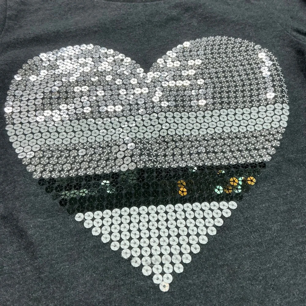 Carter's Gray Sequin Heart Long Sleeve Shirt Kids Size 6 Awesome 01 Graphic Tee